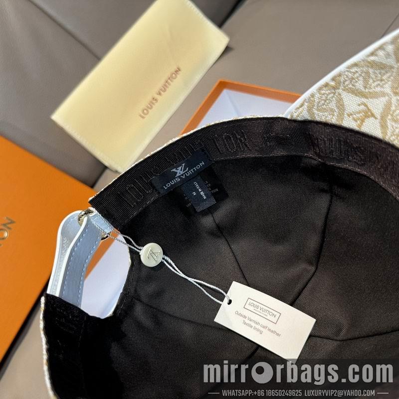 LV Hat dx121