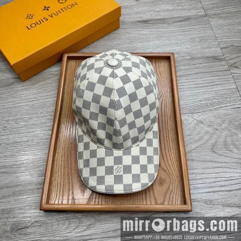 LV Hat dx170