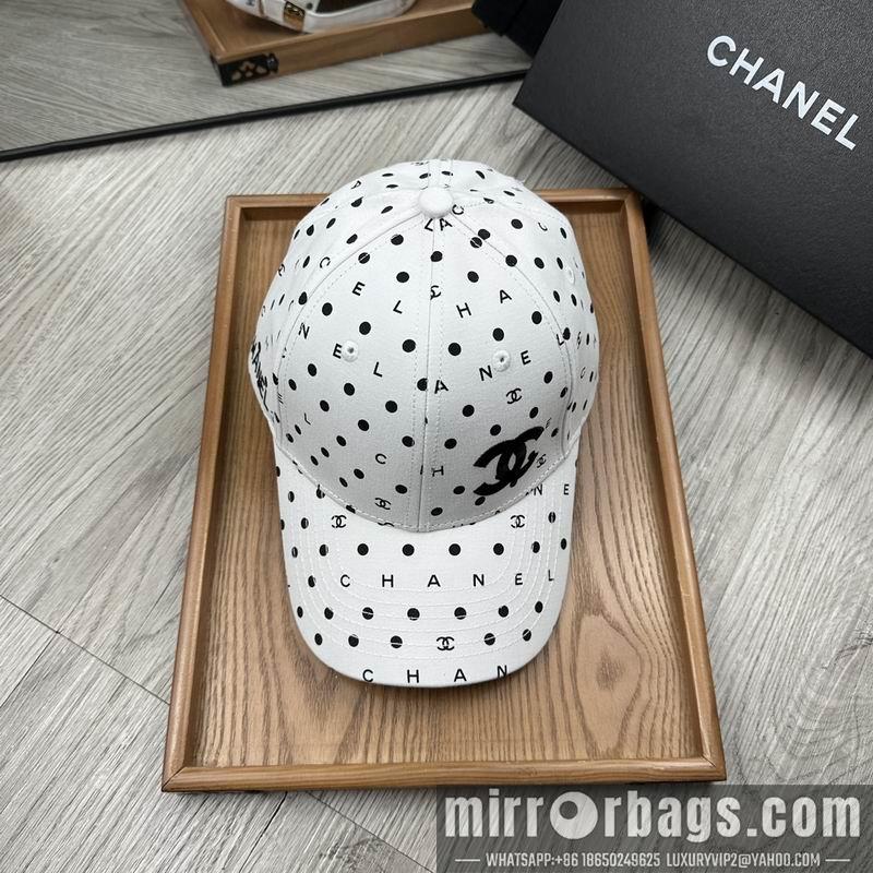 Chanel Hat dx40