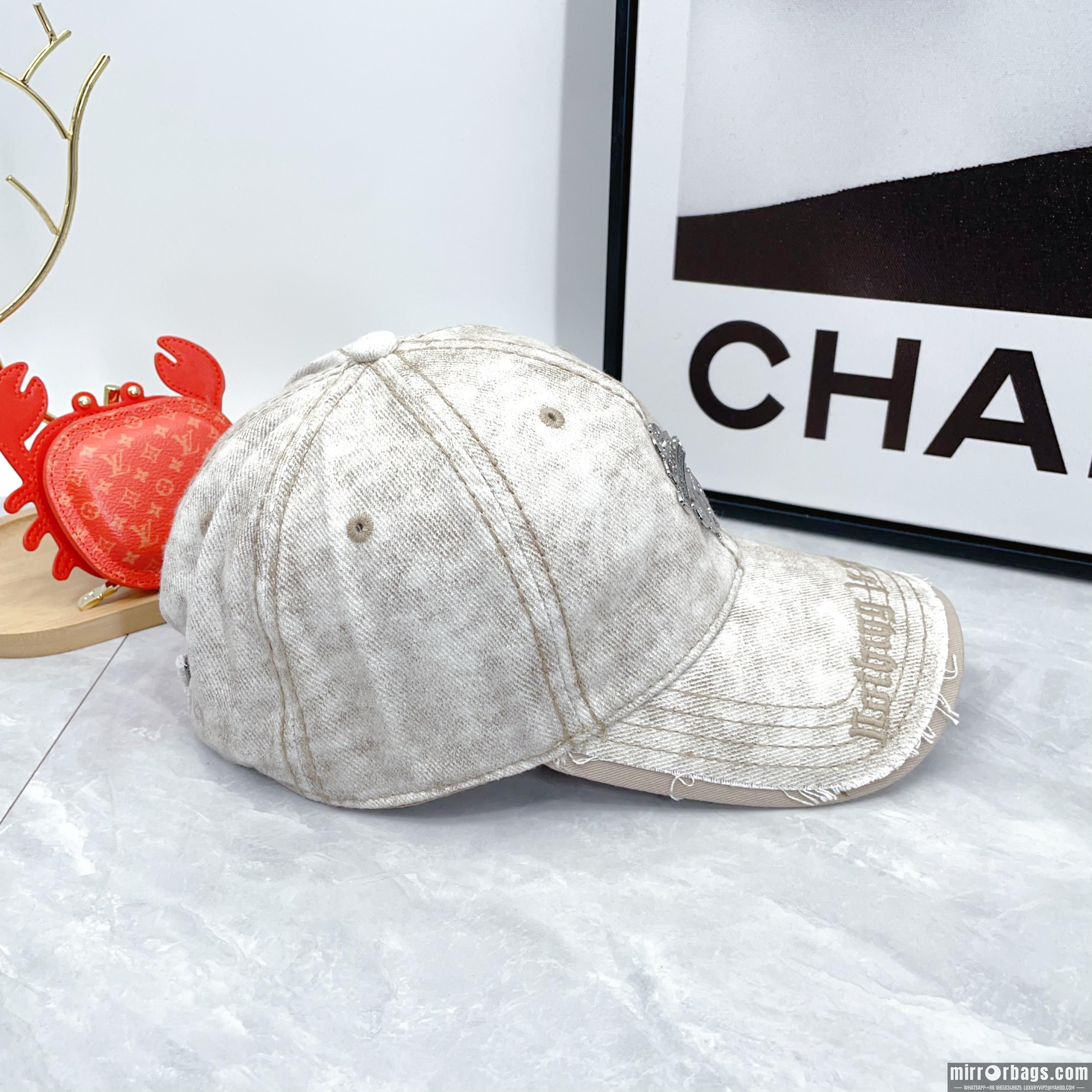 Chrome Hearts Hat dx22