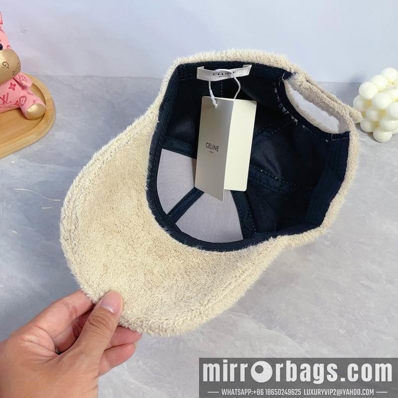 Celine Hat dx70