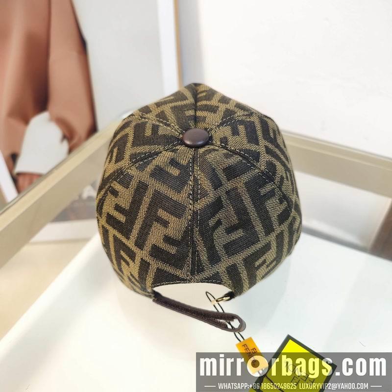 Fendi Hat dx93