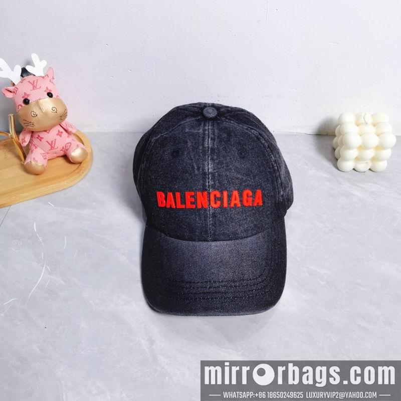Balenciaga Hat dx33