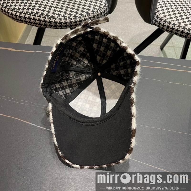 LV Hat 122804