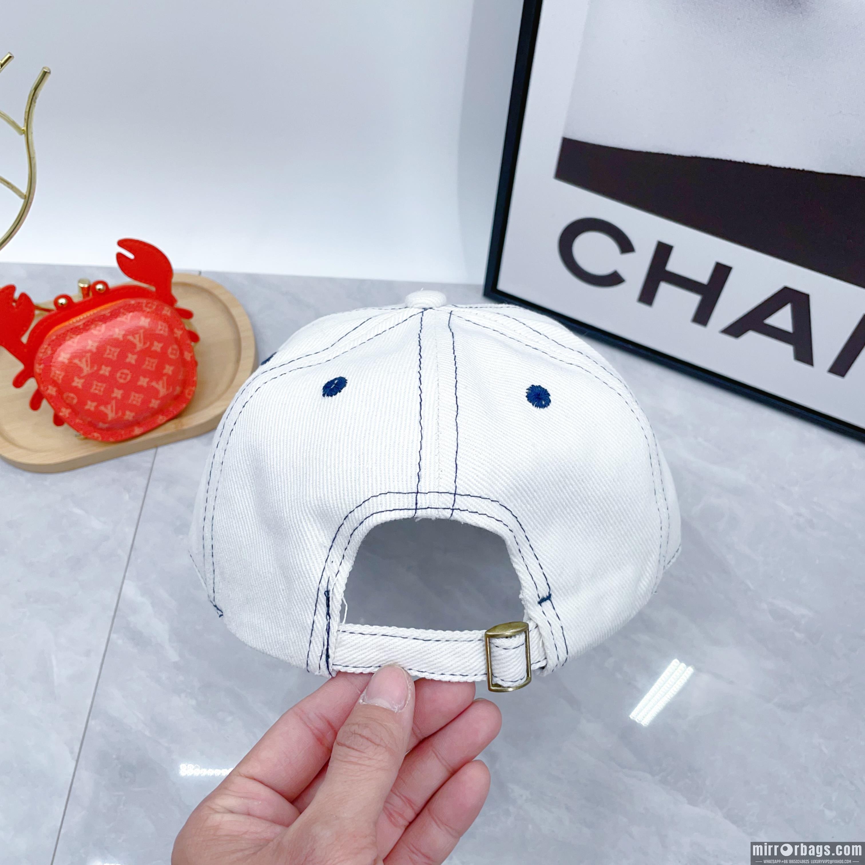 Chanel Hat dx01