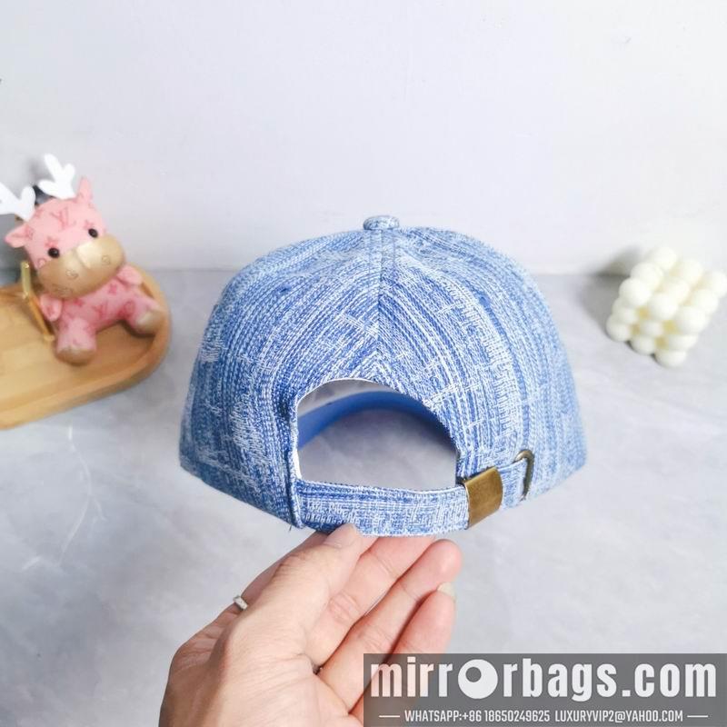 Balenciaga Hat dx32