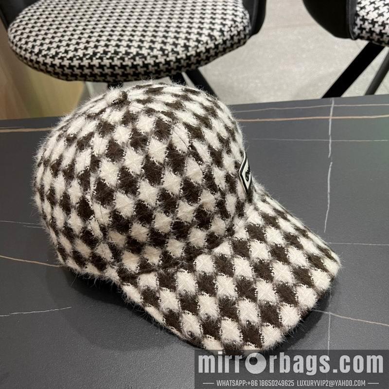 LV Hat 122804