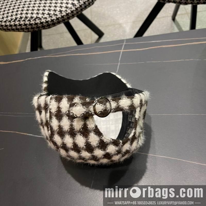 LV Hat 122804