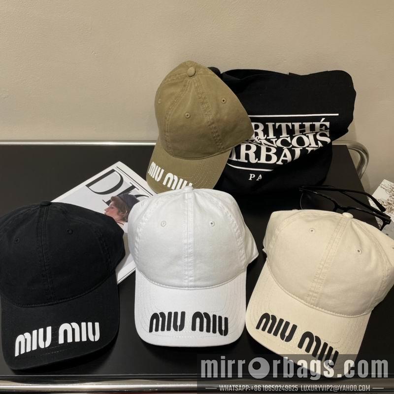MiuMiu Hat 042701