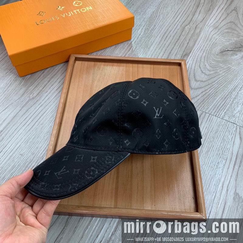LV Hat dx174