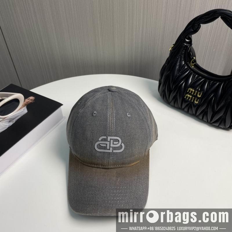 Balenciaga Hat 091402