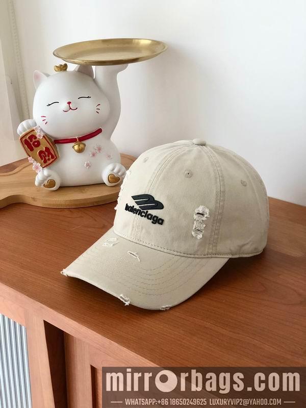 Balenciaga Hat 082601