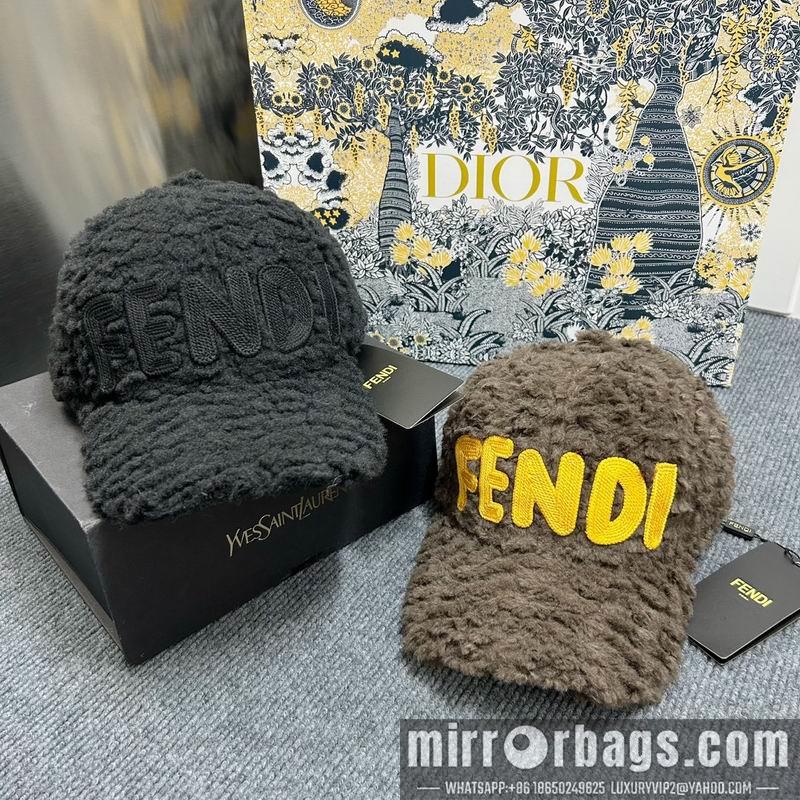 Fendi Hat dx73