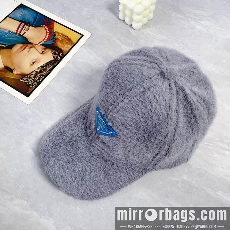 Prada Hat dx38