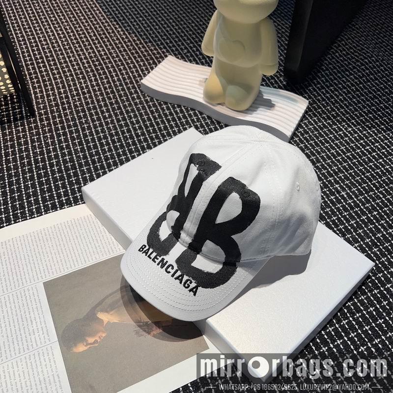 Balenciaga Hat dx15