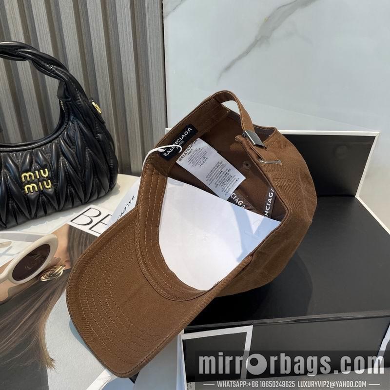 Balenciaga Hat dx64