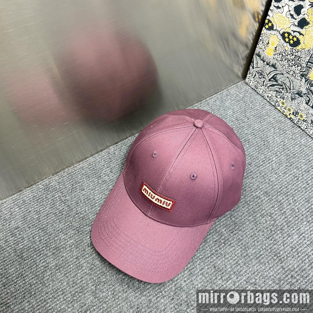 Miumiu Hat dx82