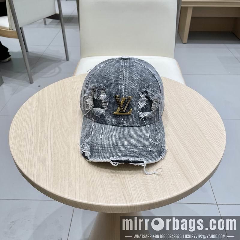 LV Hat 030743