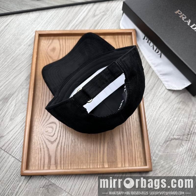 Prada Hat dx52