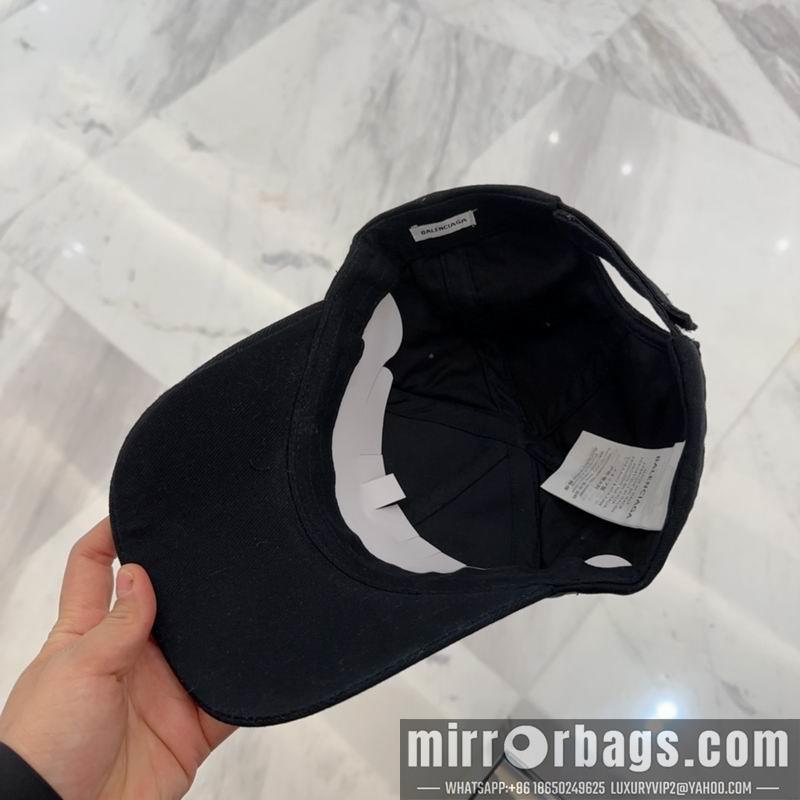 Balenciaga Hat dx68