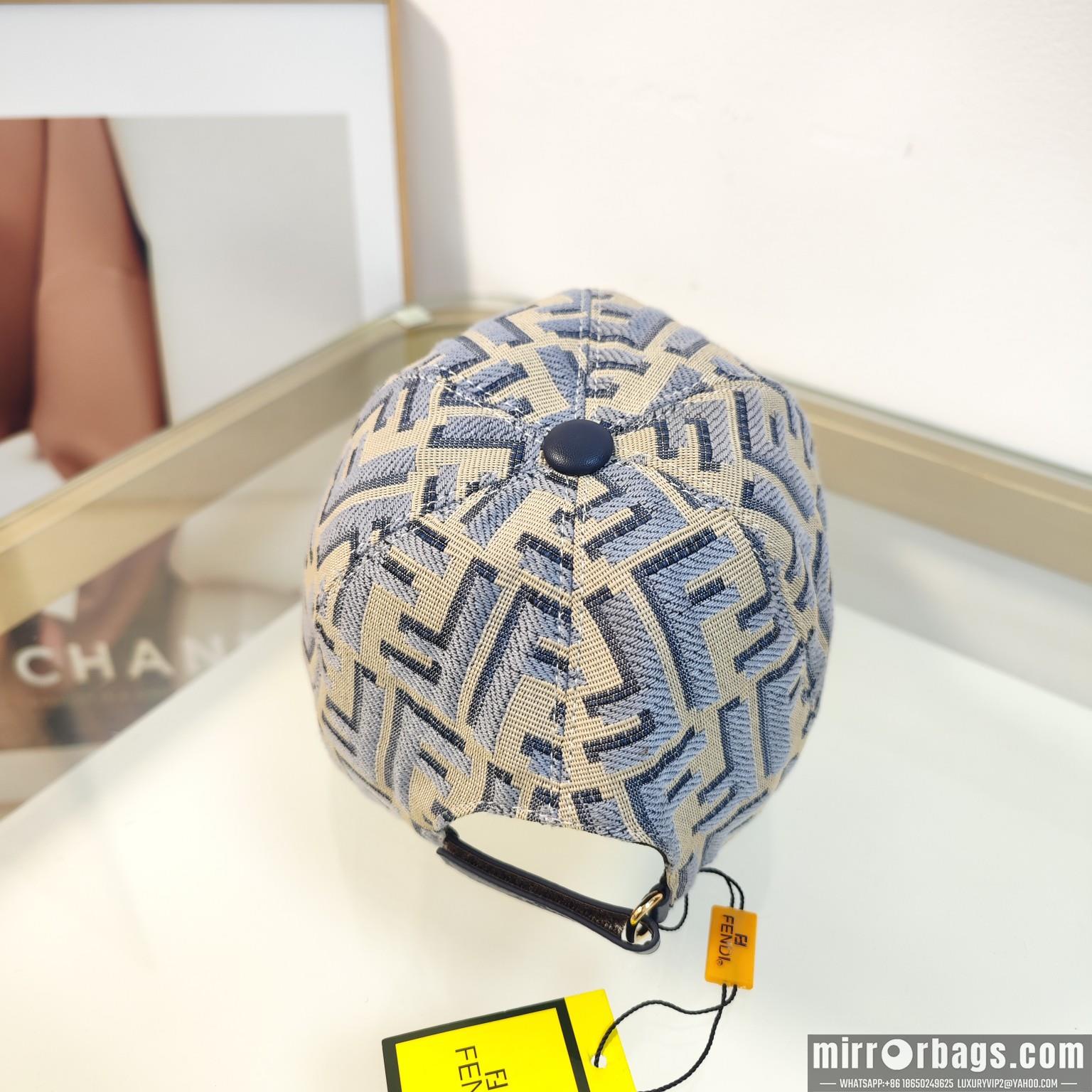 Fendi Hat dx89