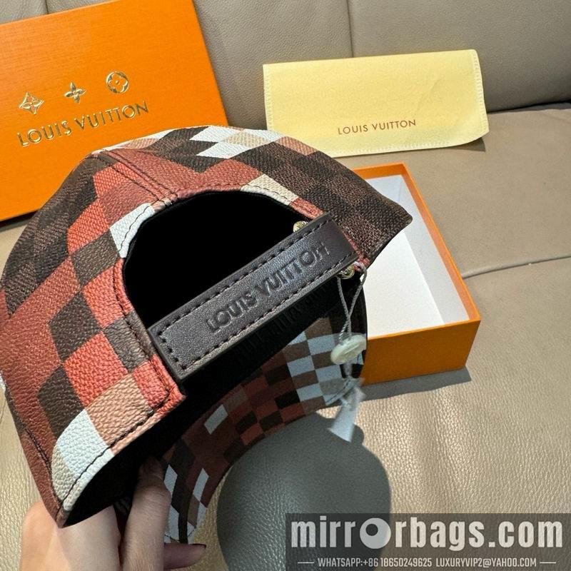 LV Hat dx125