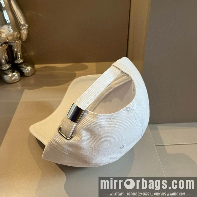 Miumiu Hat dx33