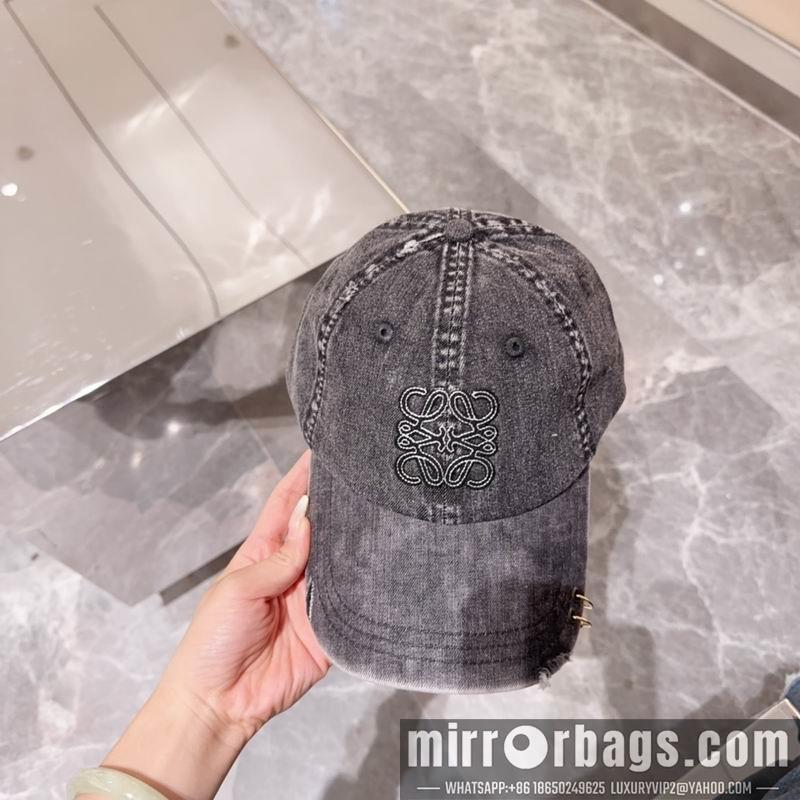 Loewe Hat 072201