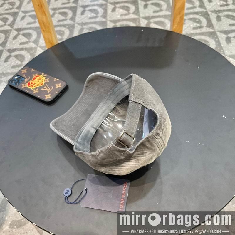 LV Hat 042810