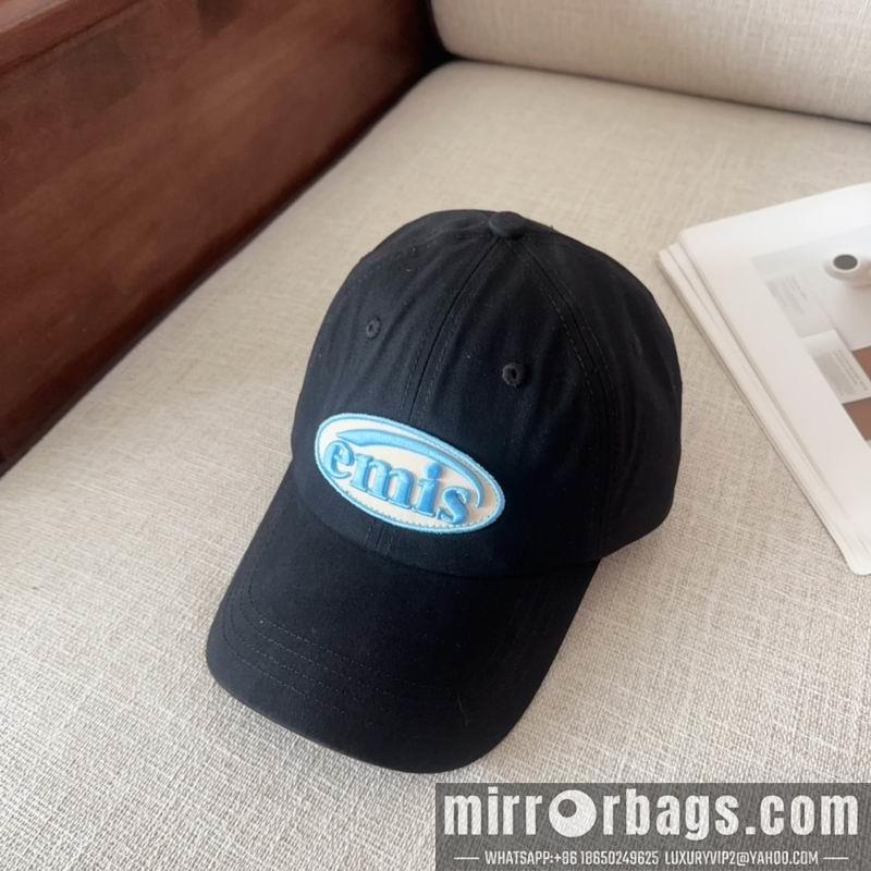 Emis Hat dx01