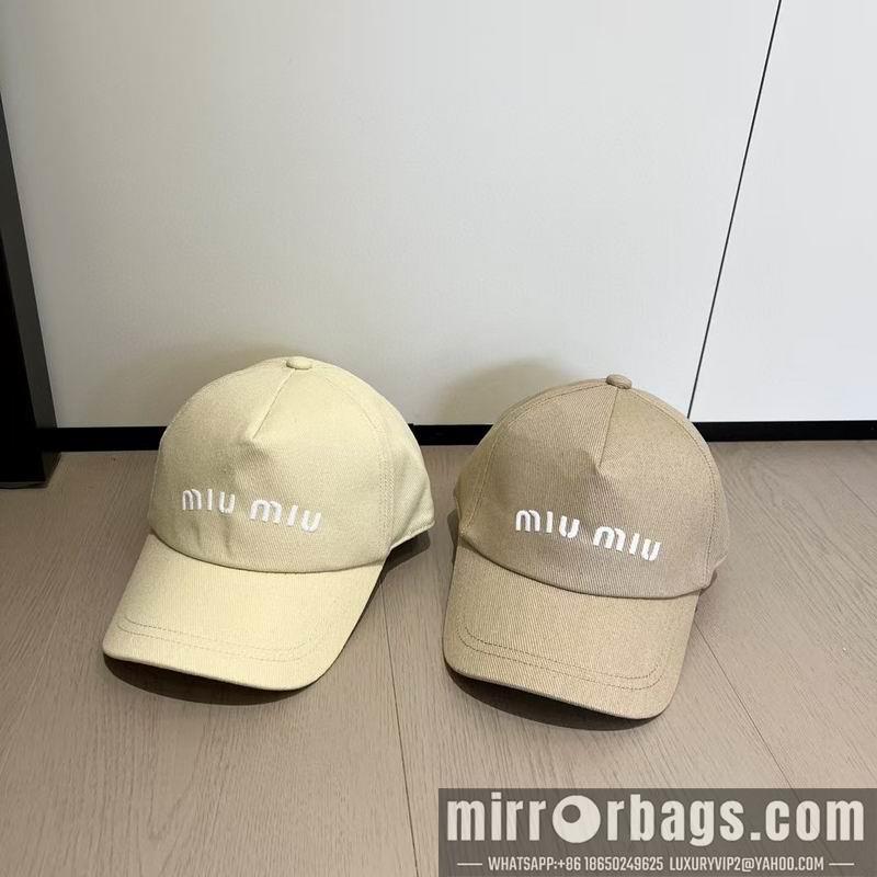 Miumiu Hat 091401