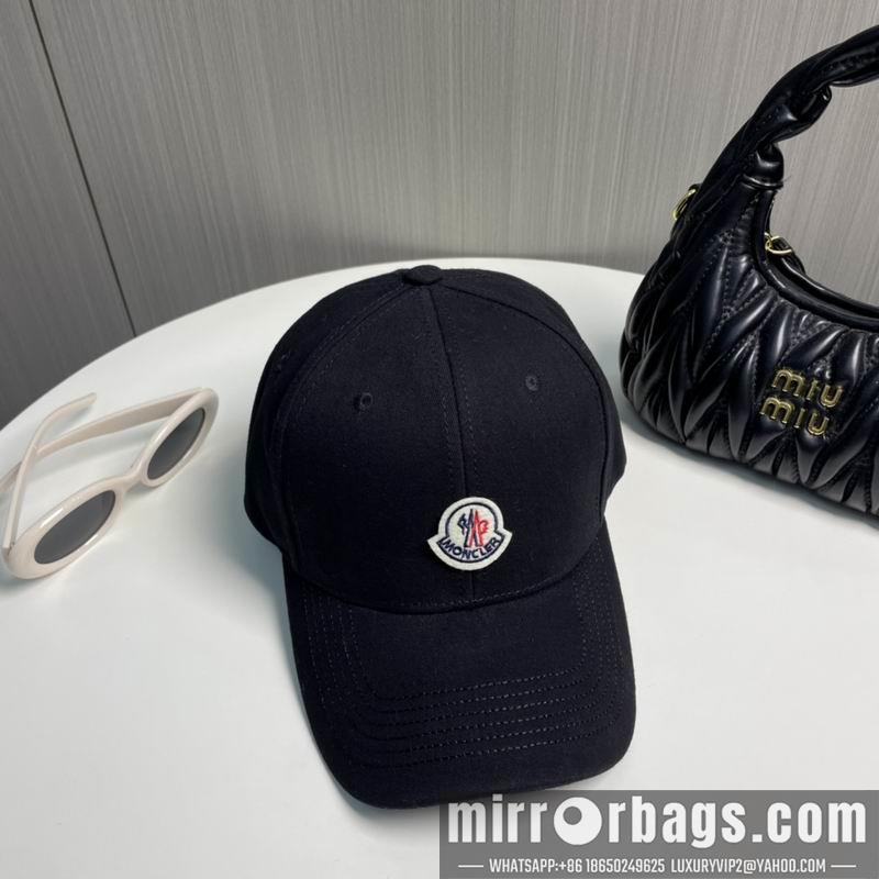 Moncler Hat dx21