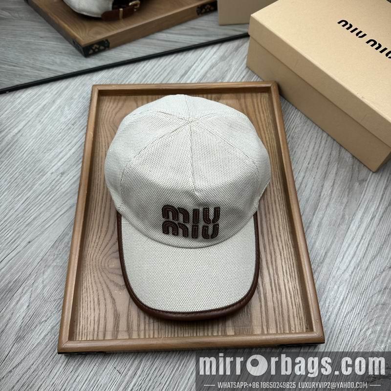 Miumiu Hat dx61
