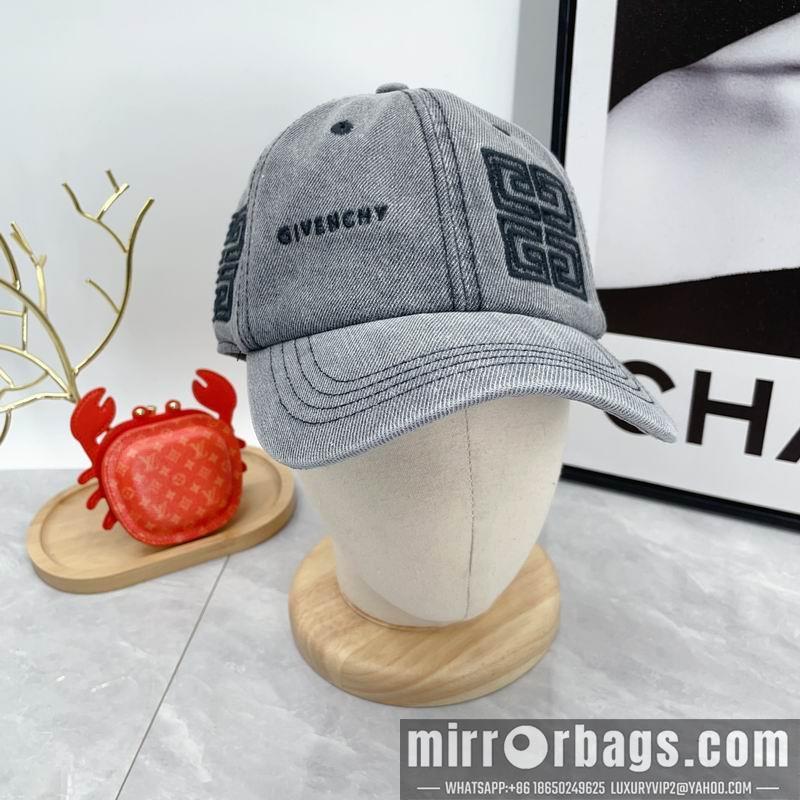 Givenchy Hat dx08