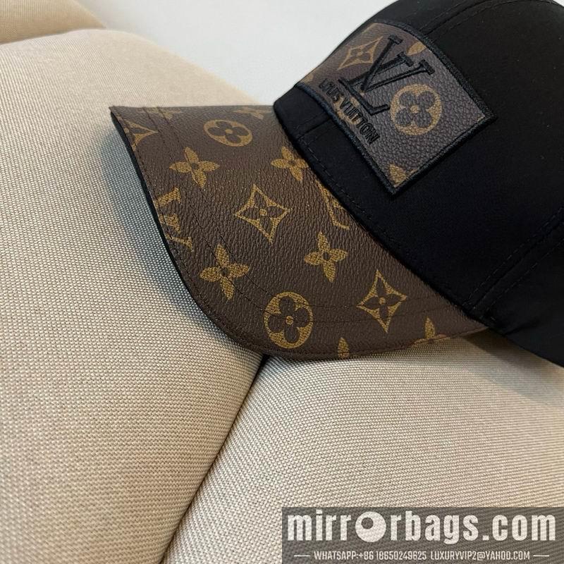 LV Hat dx33