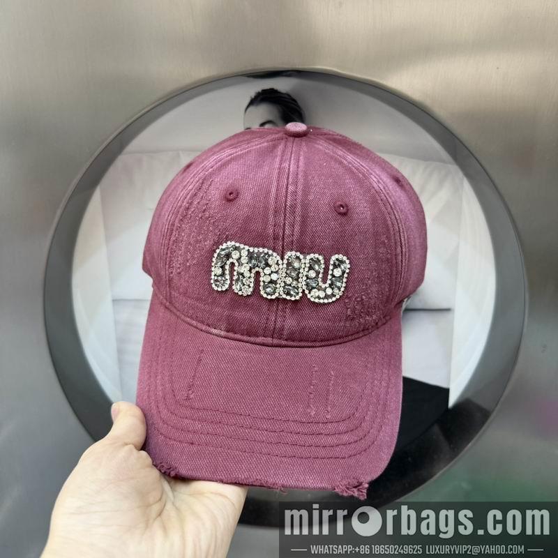 MiuMiu Hat hm08