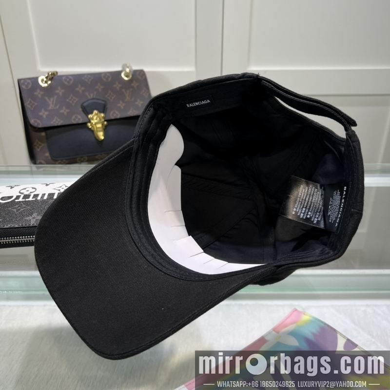 Balenciaga Hat dx44