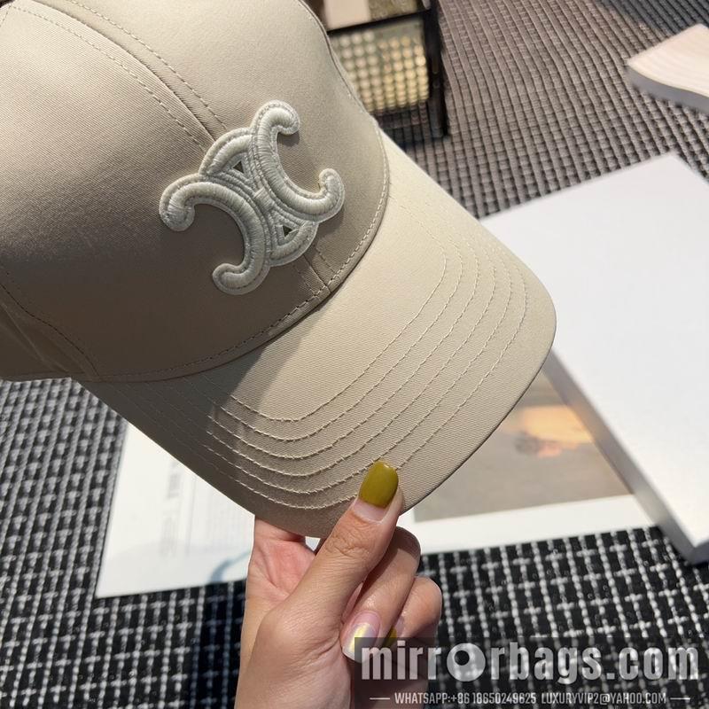 Celine Hat dx43