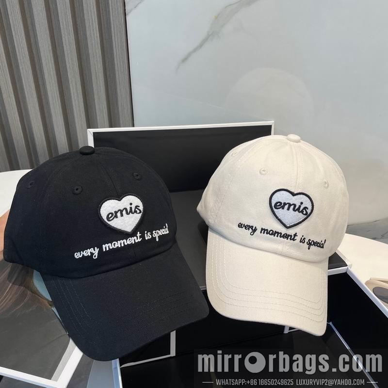 Emis Hat dx09