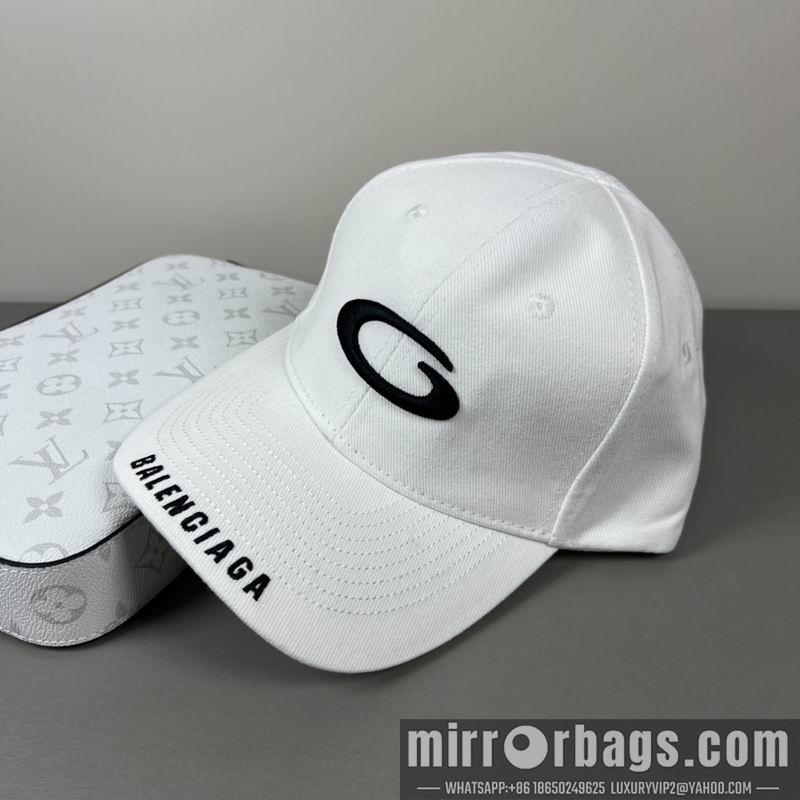 Balenciaga Hat dx06