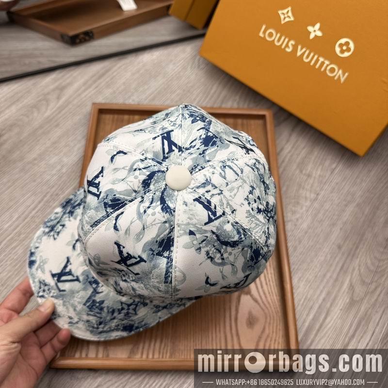 LV Hat dx44