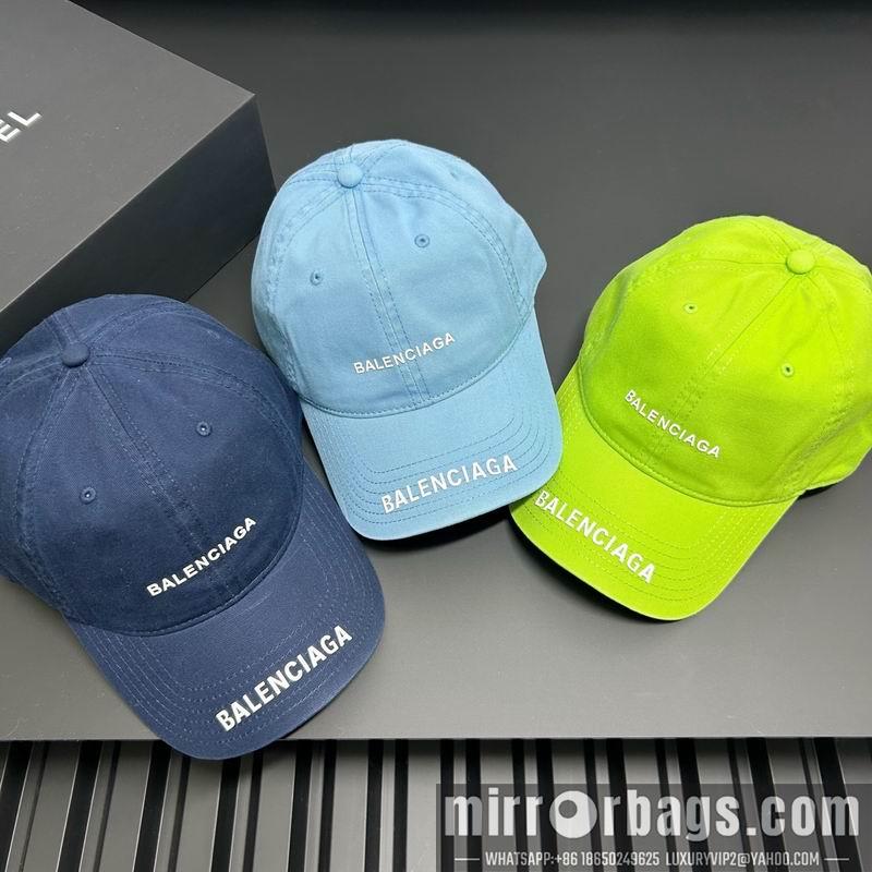 Balenciaga Hat dx16
