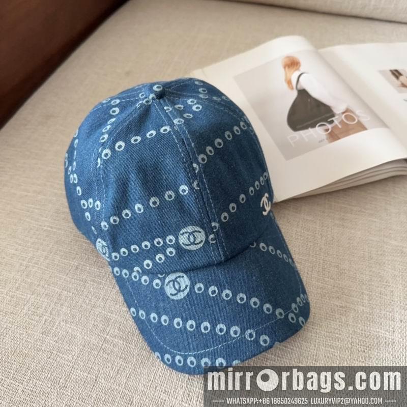 Chanel Hat dx17