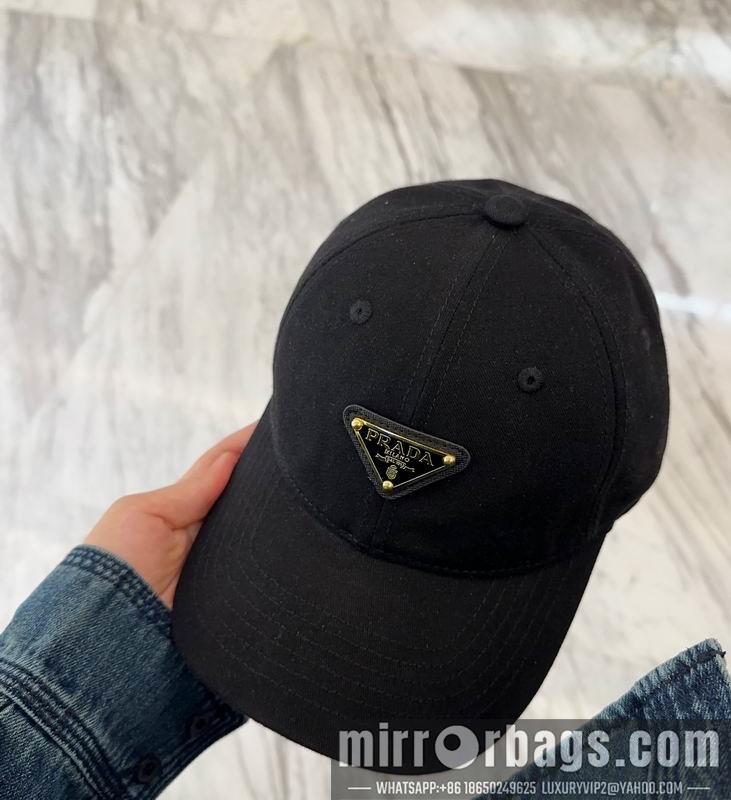 Prada Hat dx18