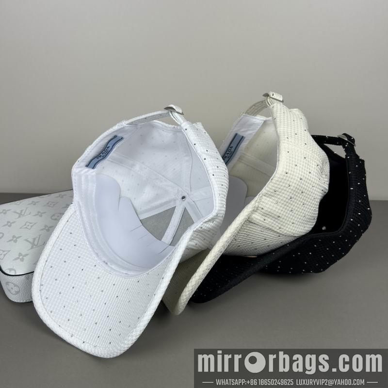 Prada Hat dx17