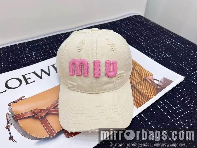 Miumiu Hat dx72