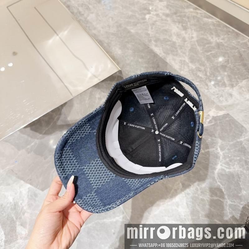LV Hat 072804