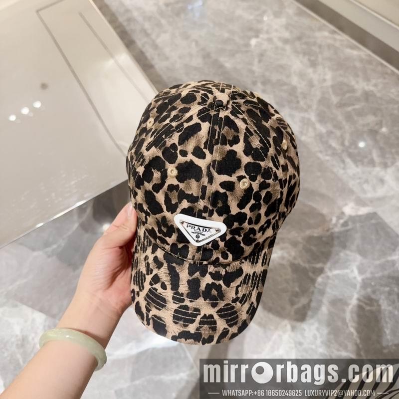 Prada Hat dx40