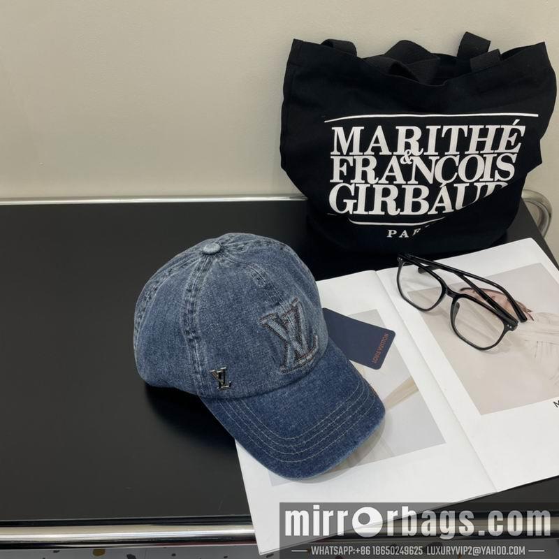 LV Hat 072206