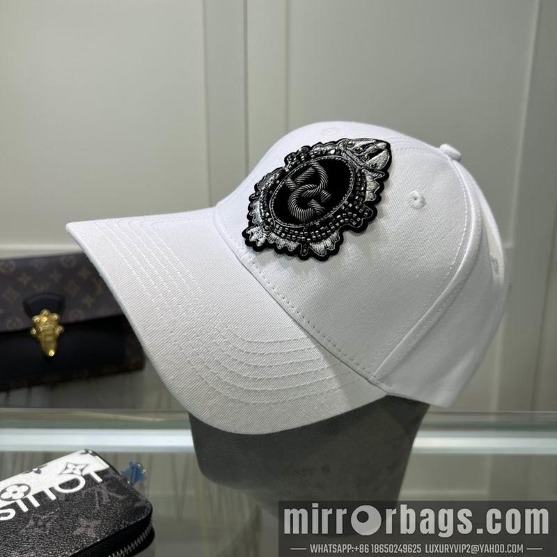 DG Hat dx05